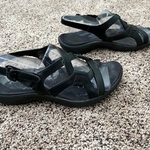 Merrell Women's Black Leather Sandals